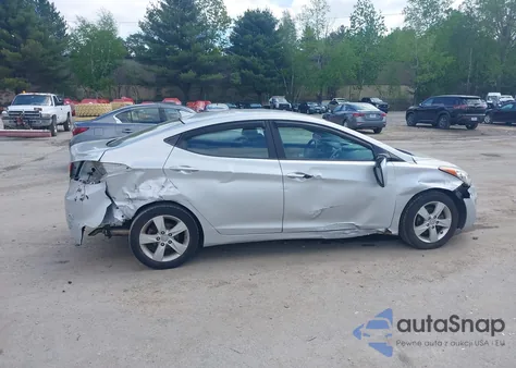 2013 Hyundai Elantra Gls from USA, damaged, VIN KMHDH4AE0DU929577